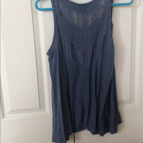 Blue tank top with detailing - Picture 2 of 3